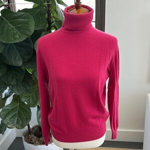 N. Peal Lipstick Pink Cashmere Turtleneck M